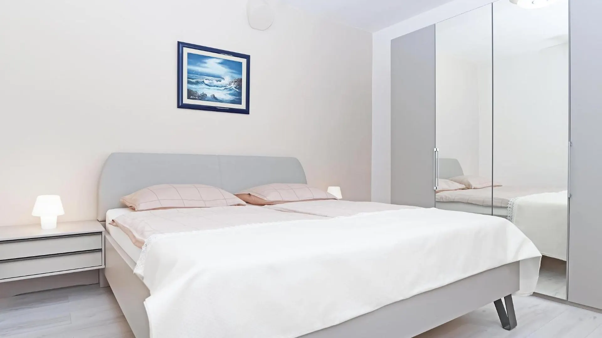 Awesome Apartment In Rabac With House Sea View 0*,